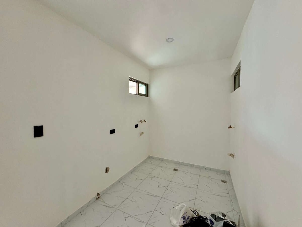 36 de 37: CUARTO DE LAVADO