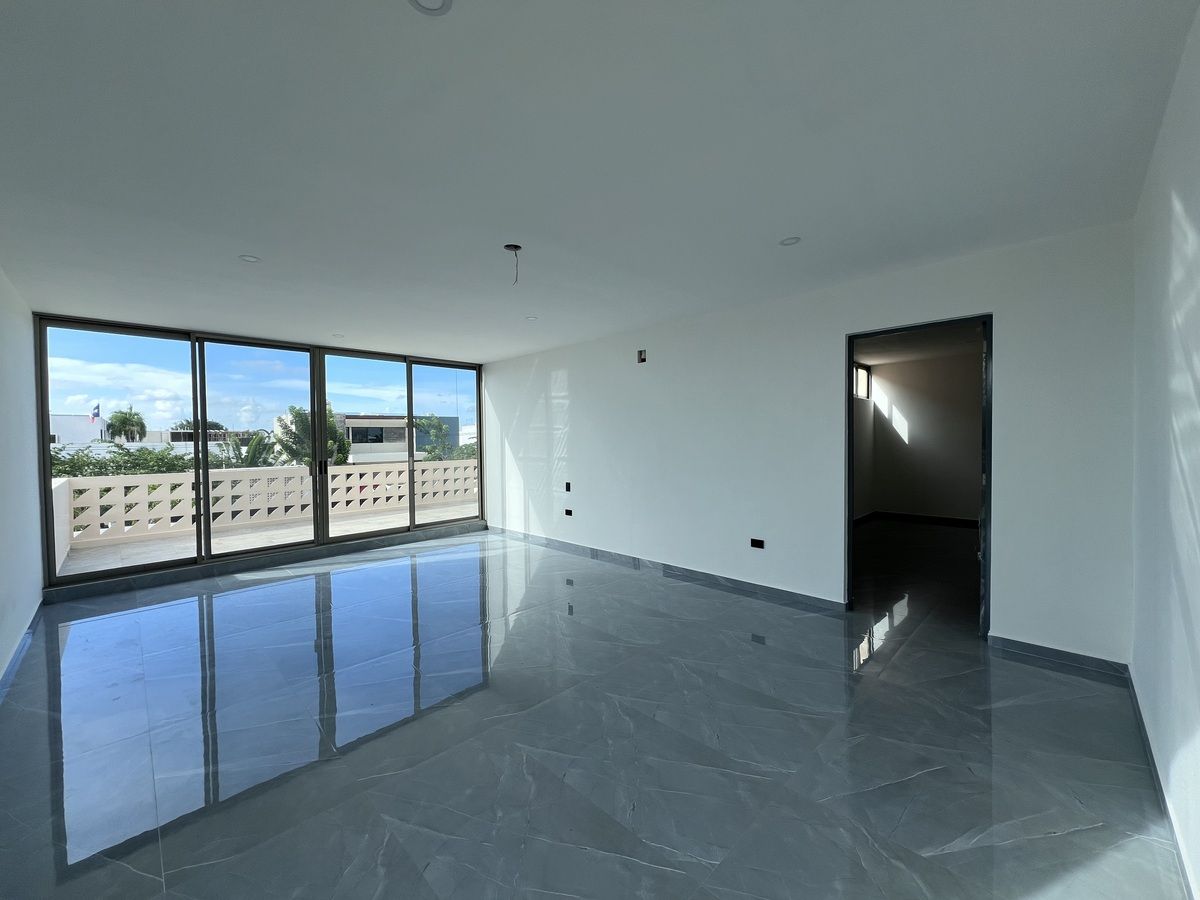 16 de 37: HABITACIÓN PRINCIPAL