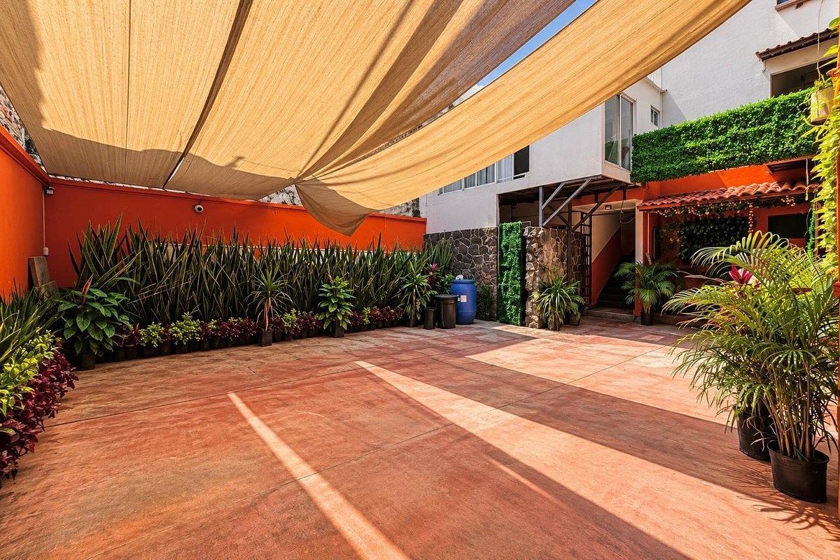 Building in Escuadrón 201, Iztapalapa, photo 9 of 27