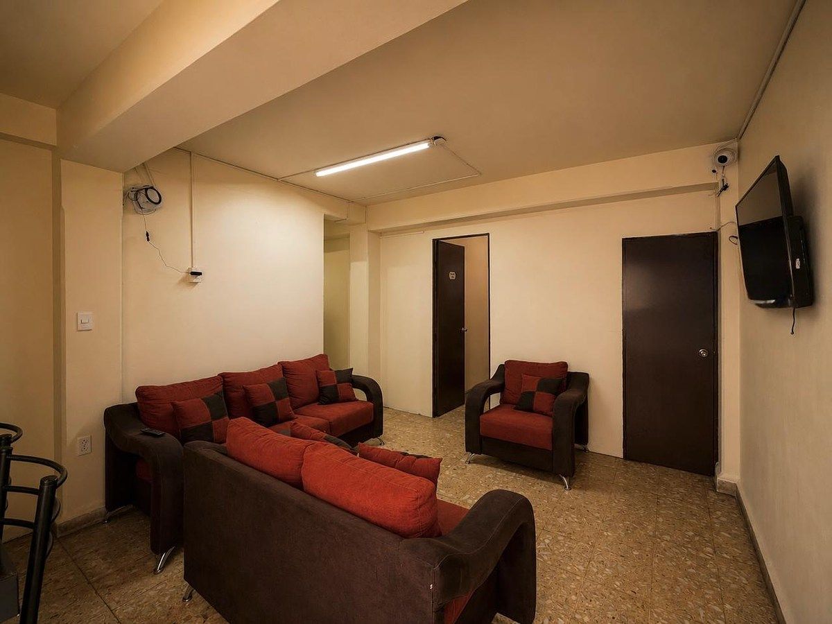 Building in Escuadrón 201, Iztapalapa, photo 15 of 27