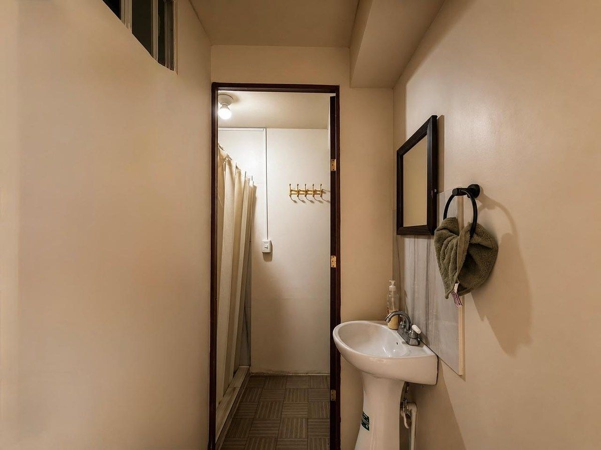Building in Escuadrón 201, Iztapalapa, photo 26 of 27