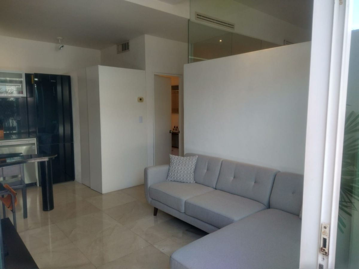 1 of 21: area de acceso