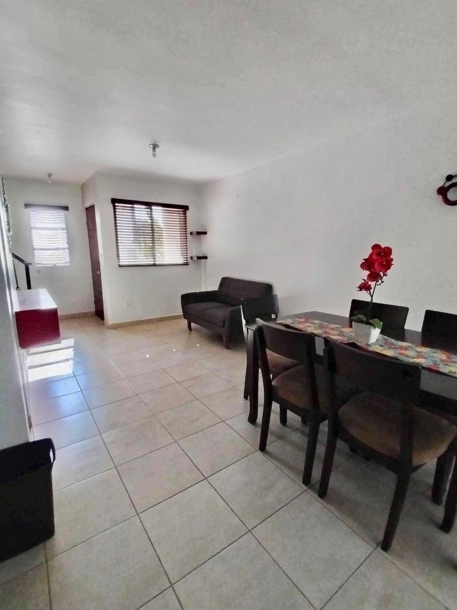 Casa en Villa Bonita, Ensenada, foto 8 de 19