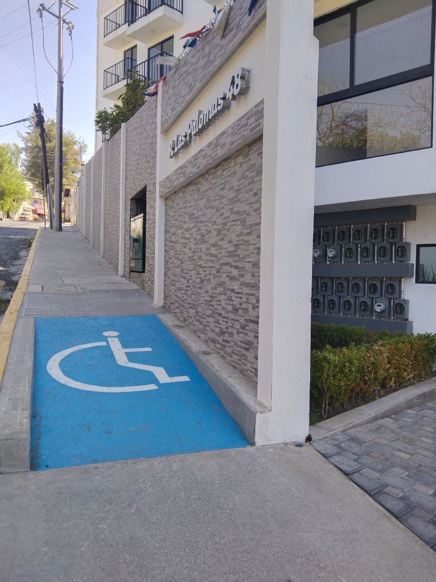 3 de 38: Accesibilidad para personas con discapacidad