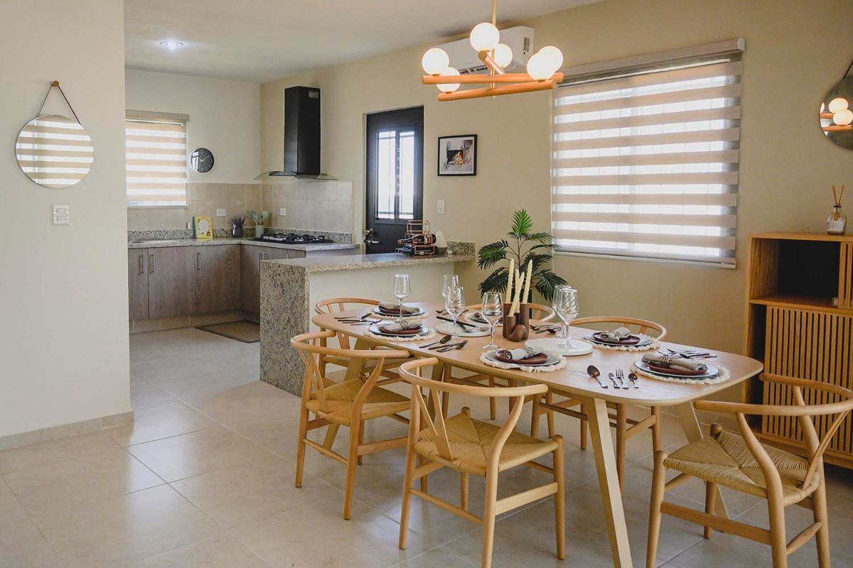 Beautiful 2-Story House for Sale in Las Americas MODEL MÉRIDA PLUS - foto 2