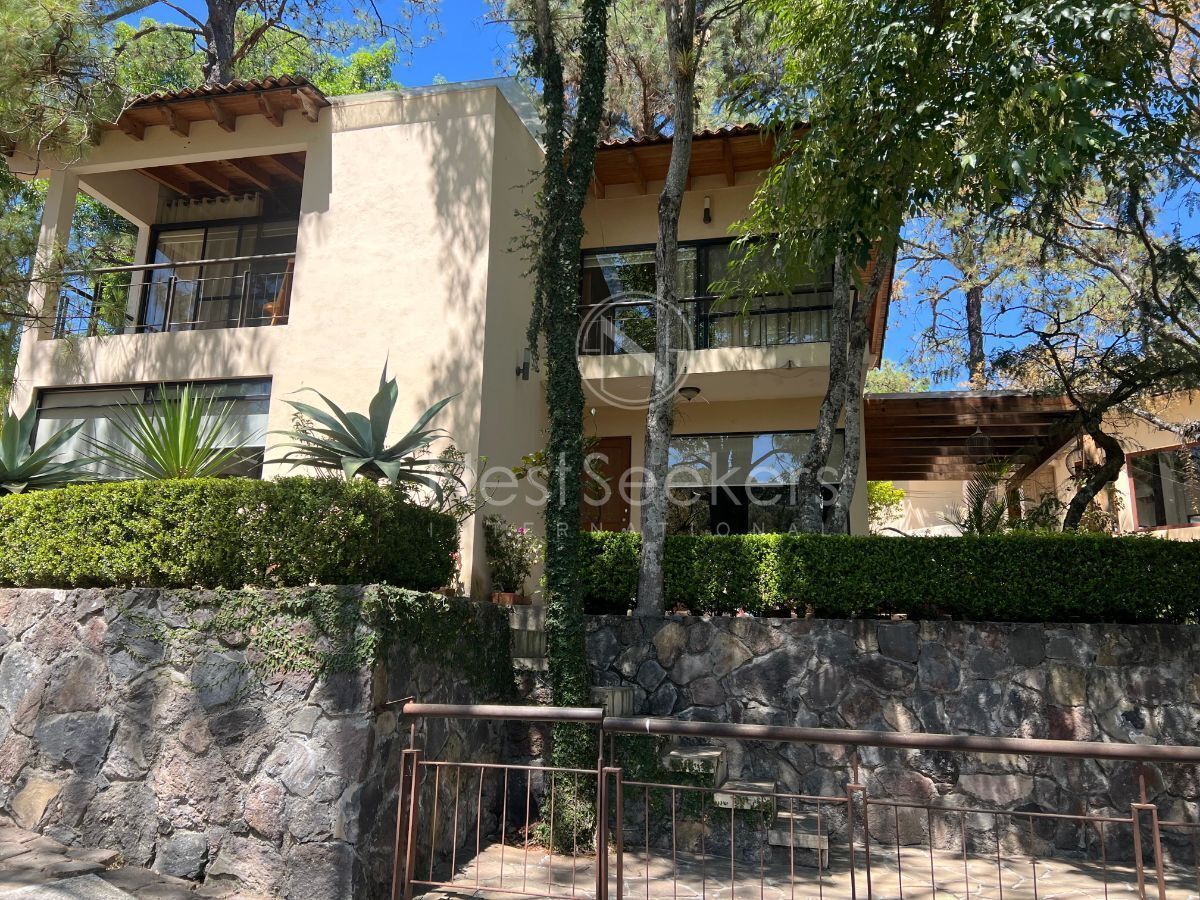Casa em Condomínio para Aluguel em Valle de Bravo, foto 1 de 19