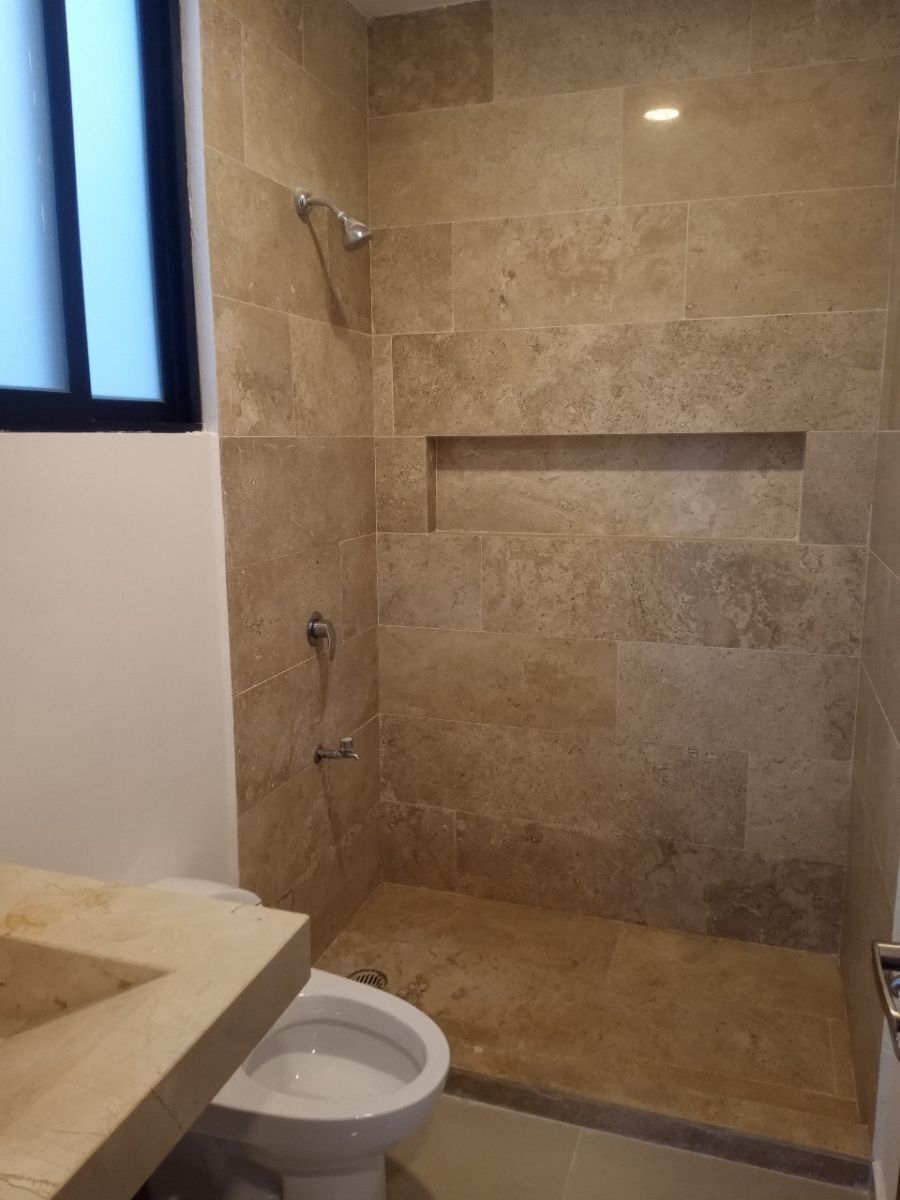 8 de 17: Baño, Hbaitación Principal