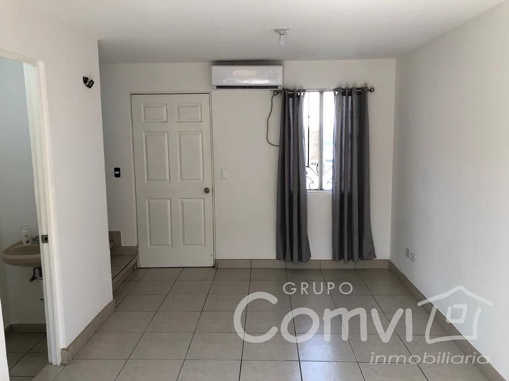 Casa em Hacienda Casa Grande, Tijuana, foto 3 de 17