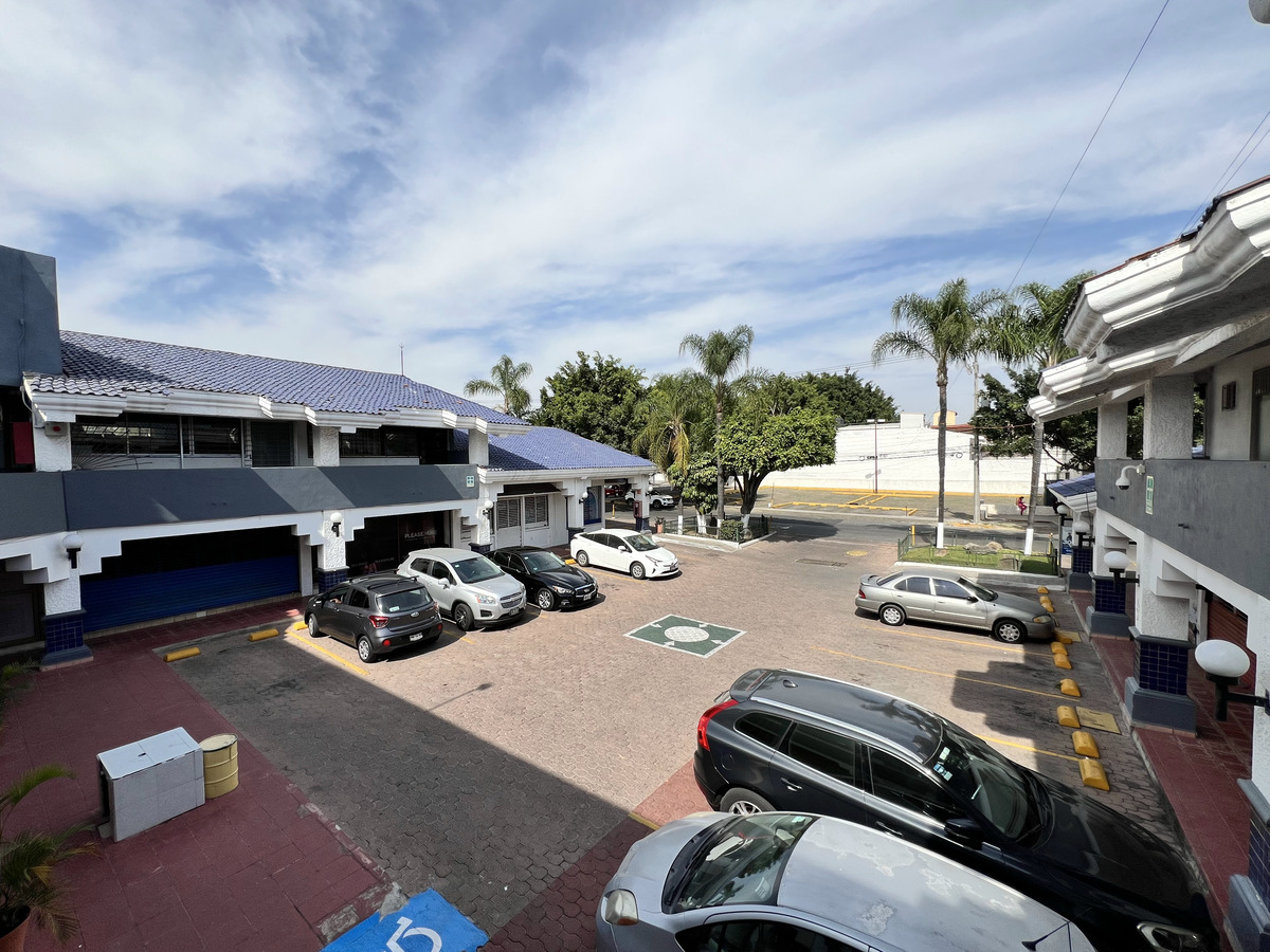 Plaza Las Aguilas