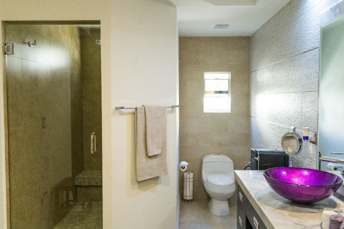 Baño completo recamara pricipal