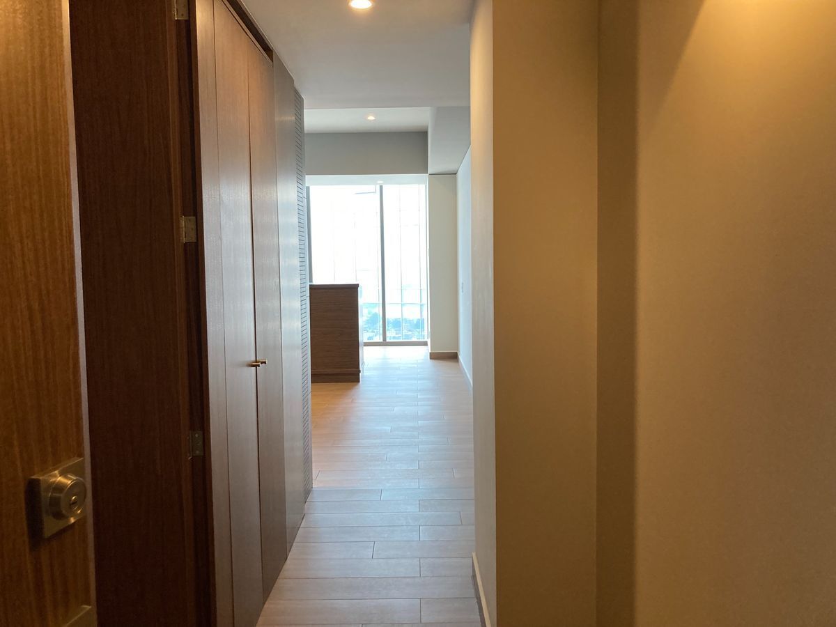 2 de 30: Entrada al Loft