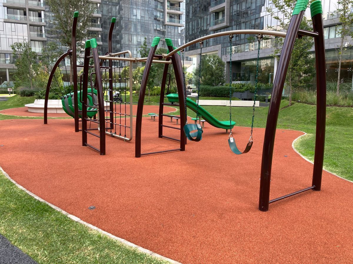 9 de 30: Parque Infantil con juegos