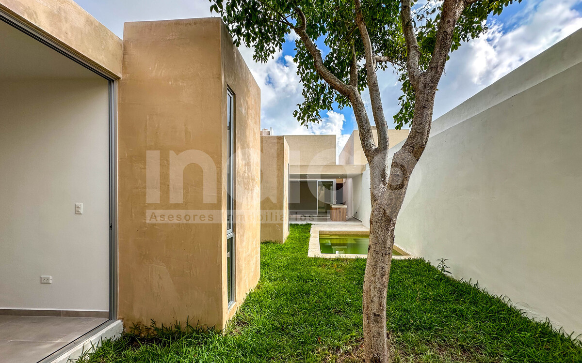 37 de 38: Fachada Trasera