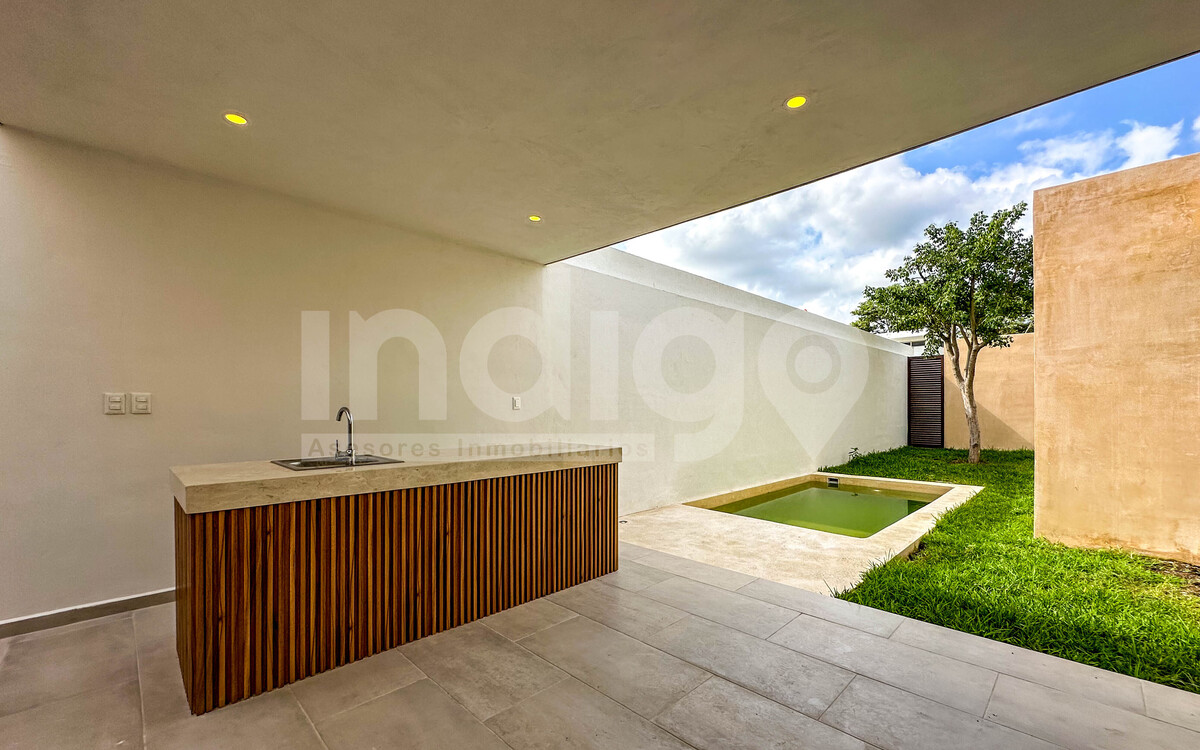 31 de 38: Terraza Posterior Techada