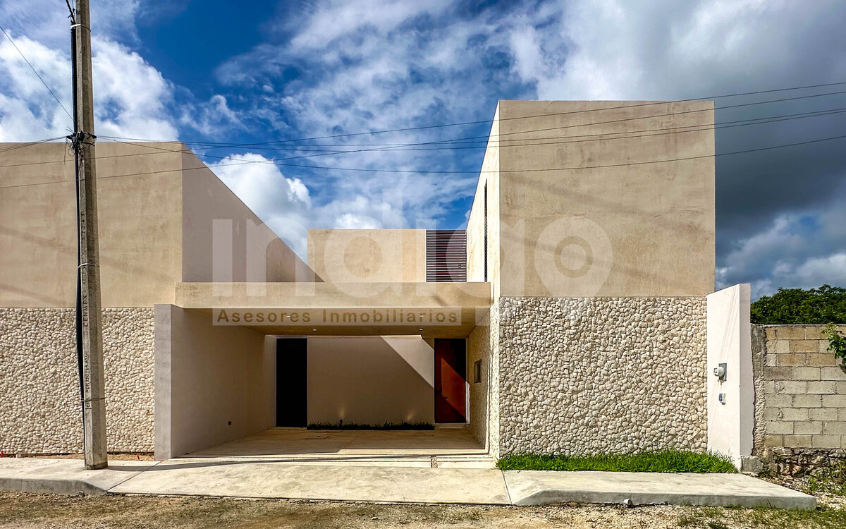 2 de 38: Fachada Frontal