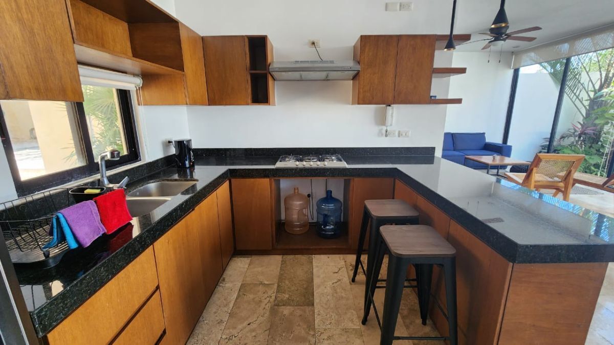 3 of 30: Casa en Renta Merida