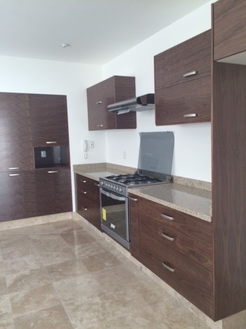 5 of 17: cocina