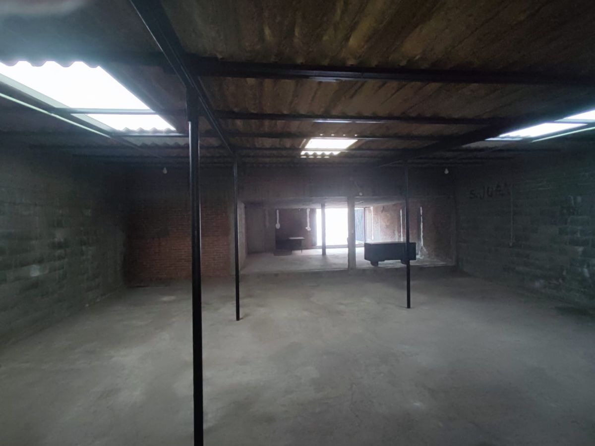 2 de 5: Bodega