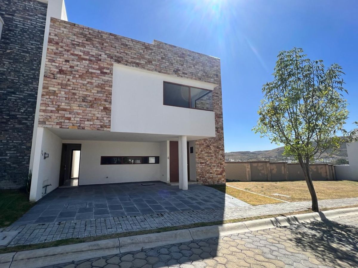 1 de 26: Fachada
