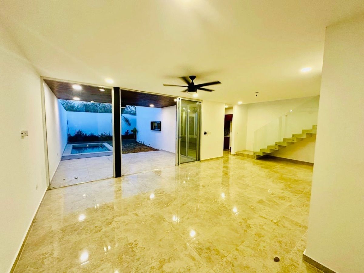 Casa em Xcanatún, Mérida, foto 3 de 49