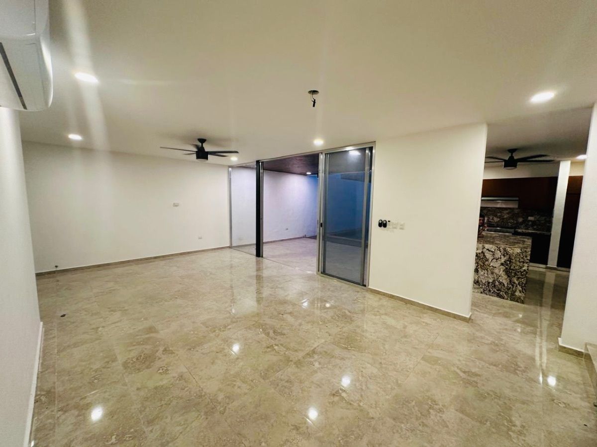 Casa em Xcanatún, Mérida, foto 4 de 49