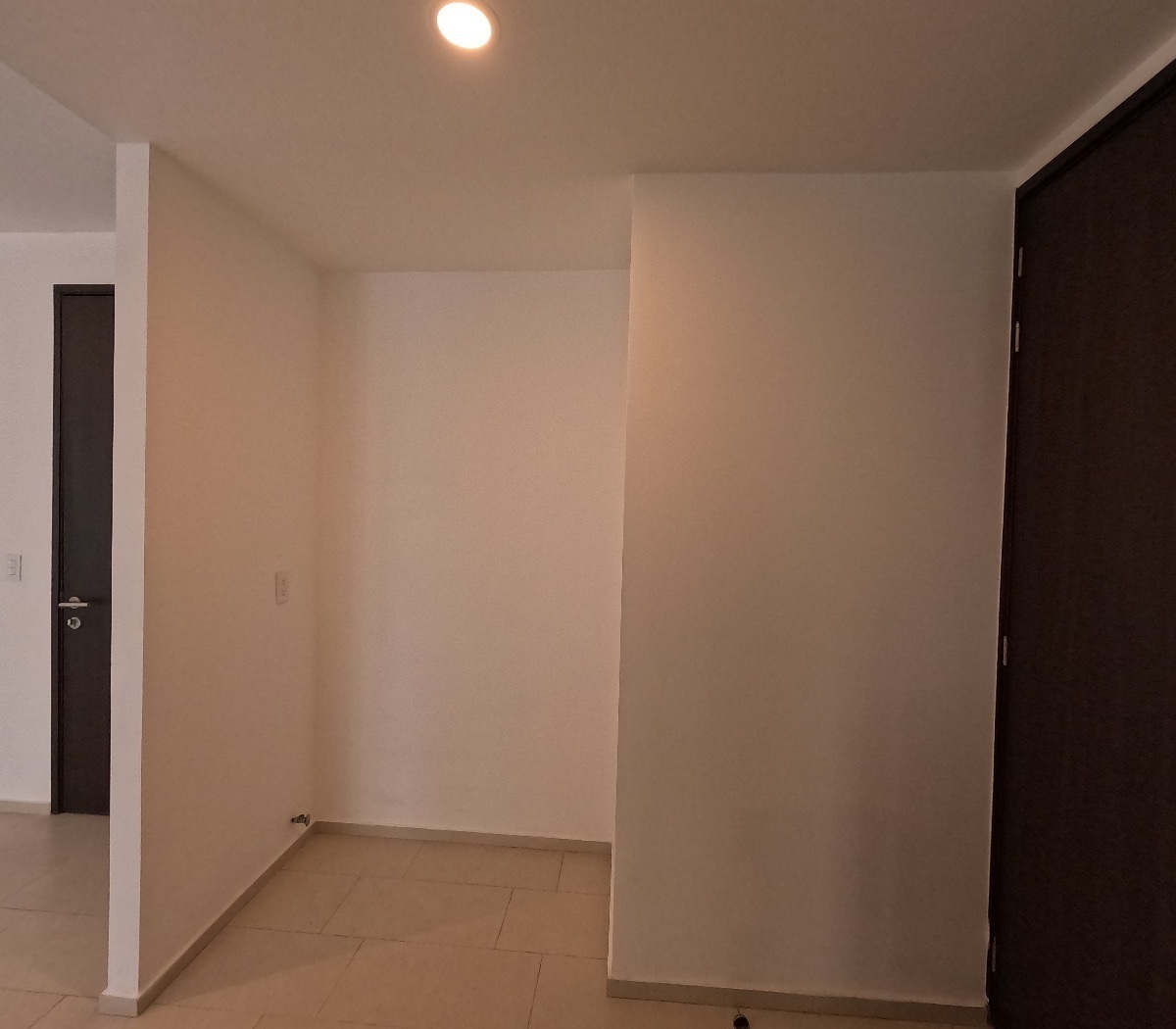 5 de 25: Espacio para refrigerador
