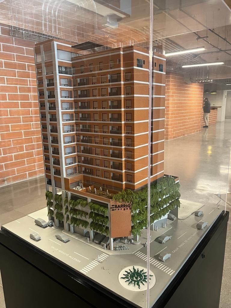 1 de 4: Proyecto a escala.