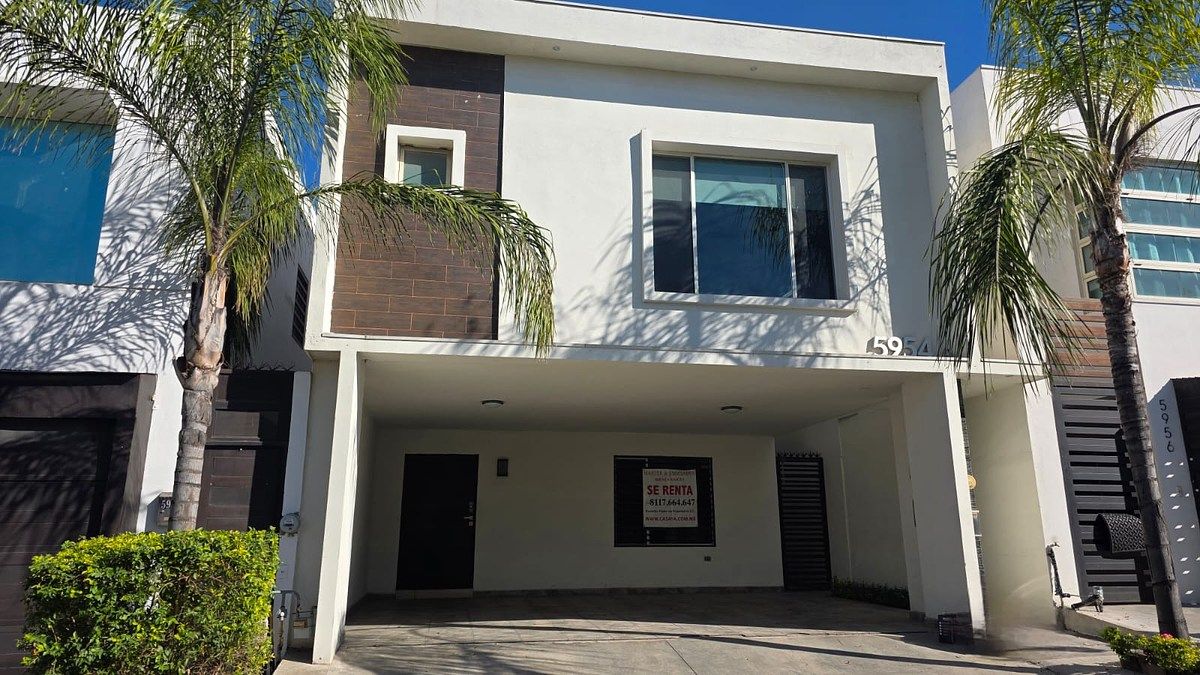 1 de 41: FACHADA CON COCHERA TECHADA DOBLE Y PASILLO LATERAL C REJA