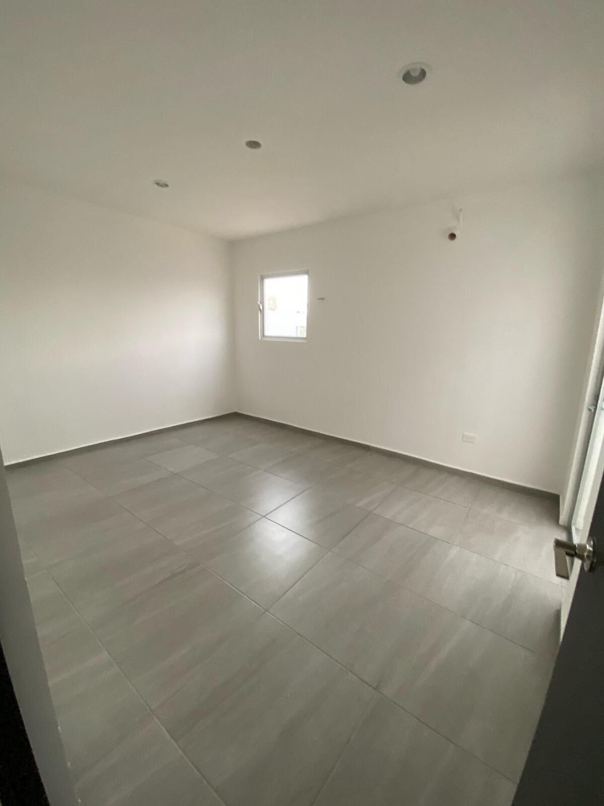 7 de 7: Habitación en planta alta