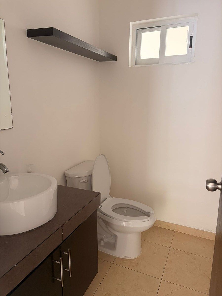 Retail Space in San Antonio Cucul, Mérida, photo 9 of 24