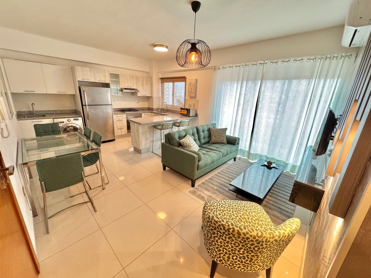 Apartamento Amueblado en Piantini, foto 1 de 16