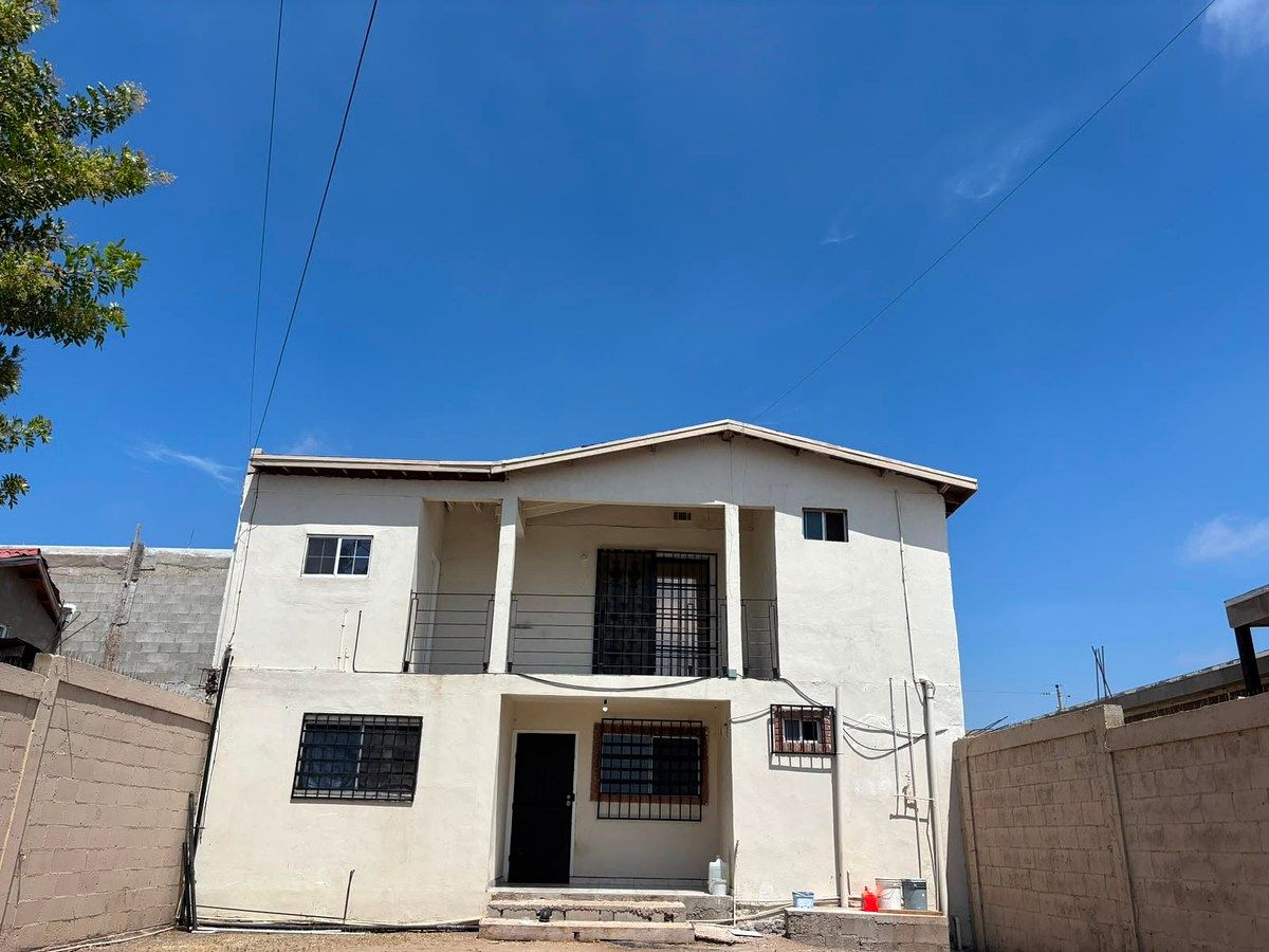 CASA EN RENTA EN LUCIO BLANCO, ROSARITO, foto 1 de 27