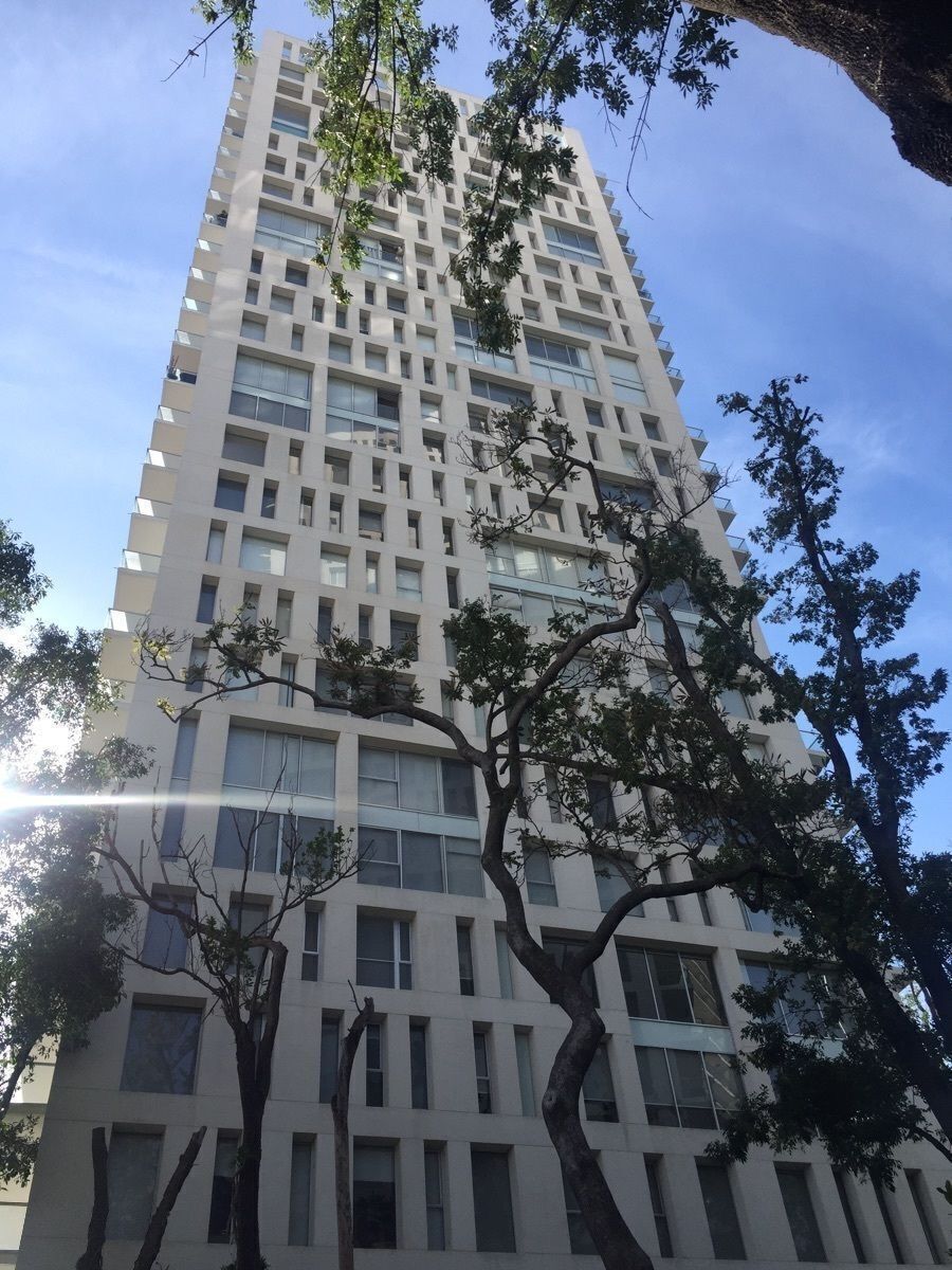 24 de 49: edificio central park