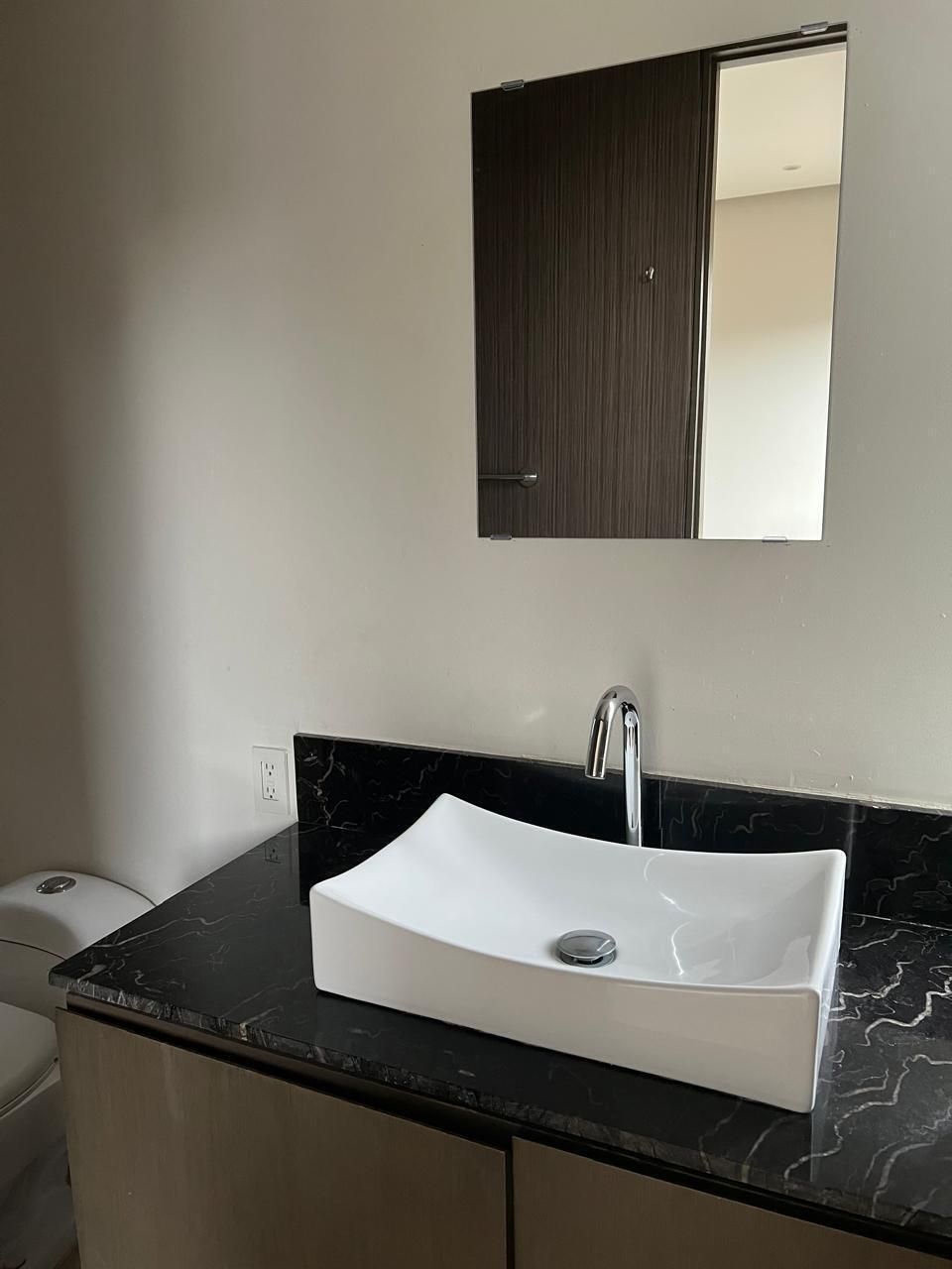 22 de 34: medio baño