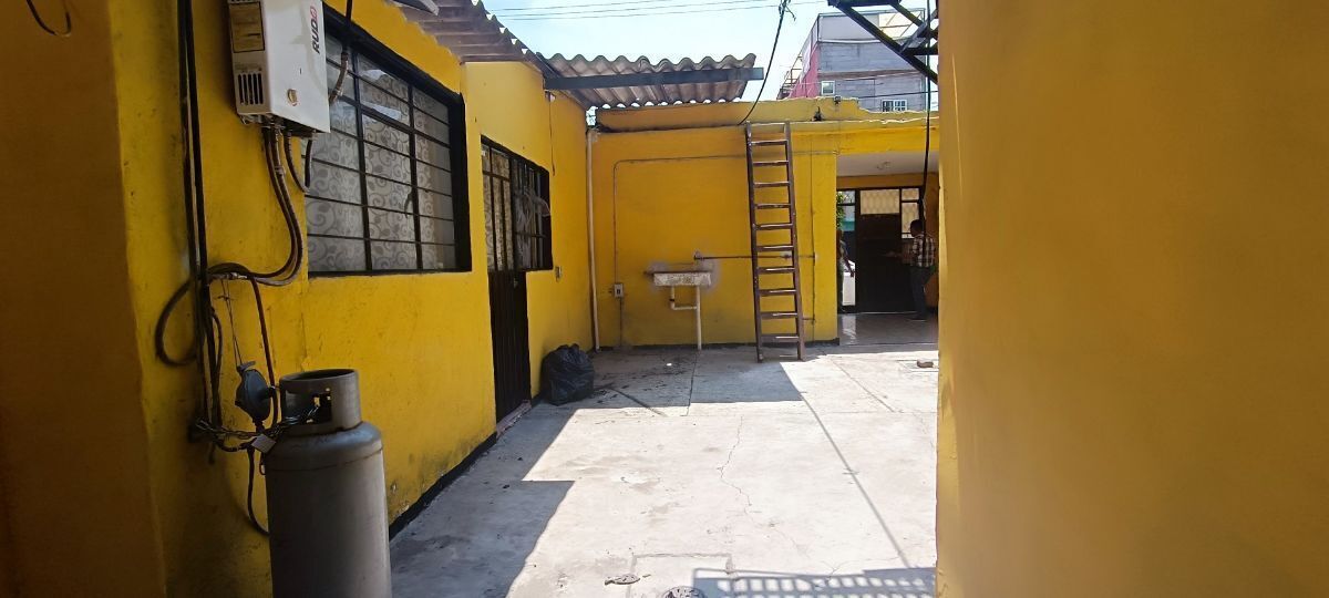  - foto 1