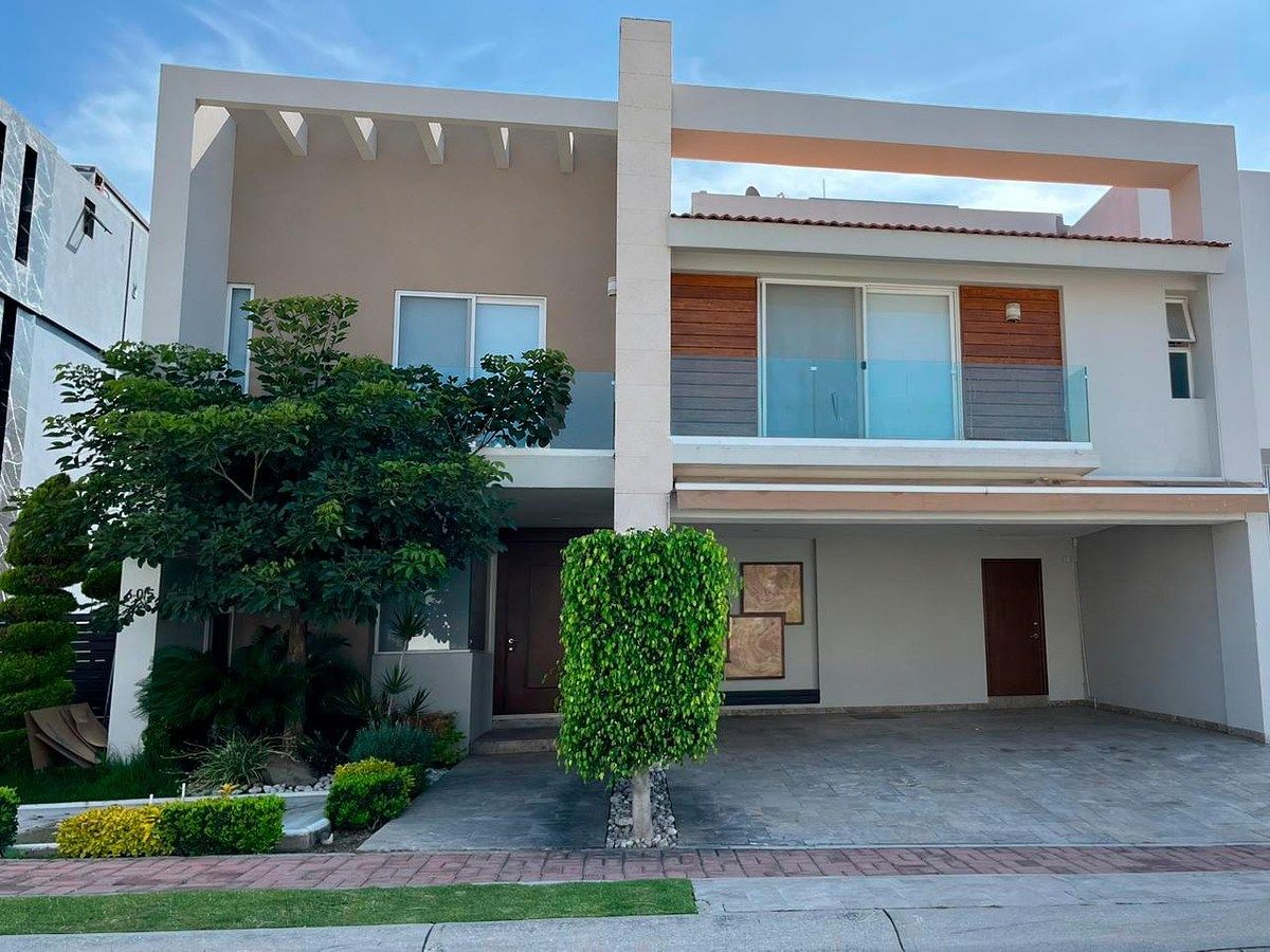 Casa para alugar em La Vista com 4 quartos, foto 1 de 24