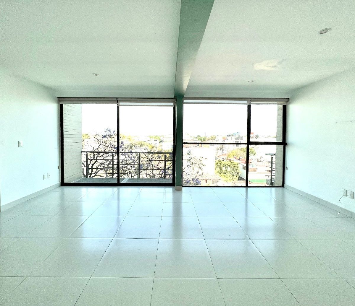 RENTA DEPARTAMENTO CON ROOF PRIVADO EN NARVARTE  ORIENTE, foto 1 de 13