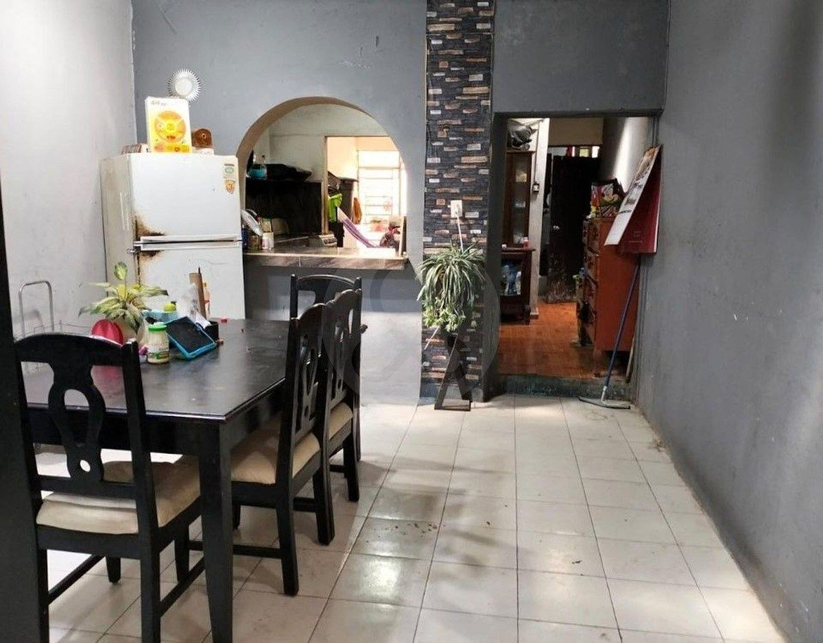Venta de casa en el centro de 4 Recamaras - foto 2