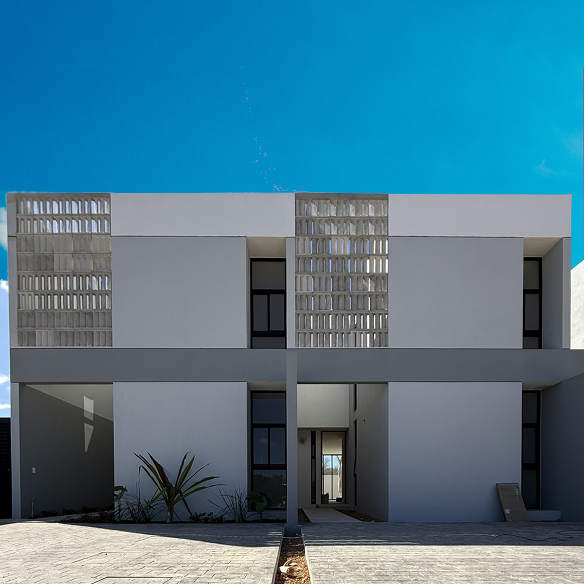 1 de 15: Fachada Principal