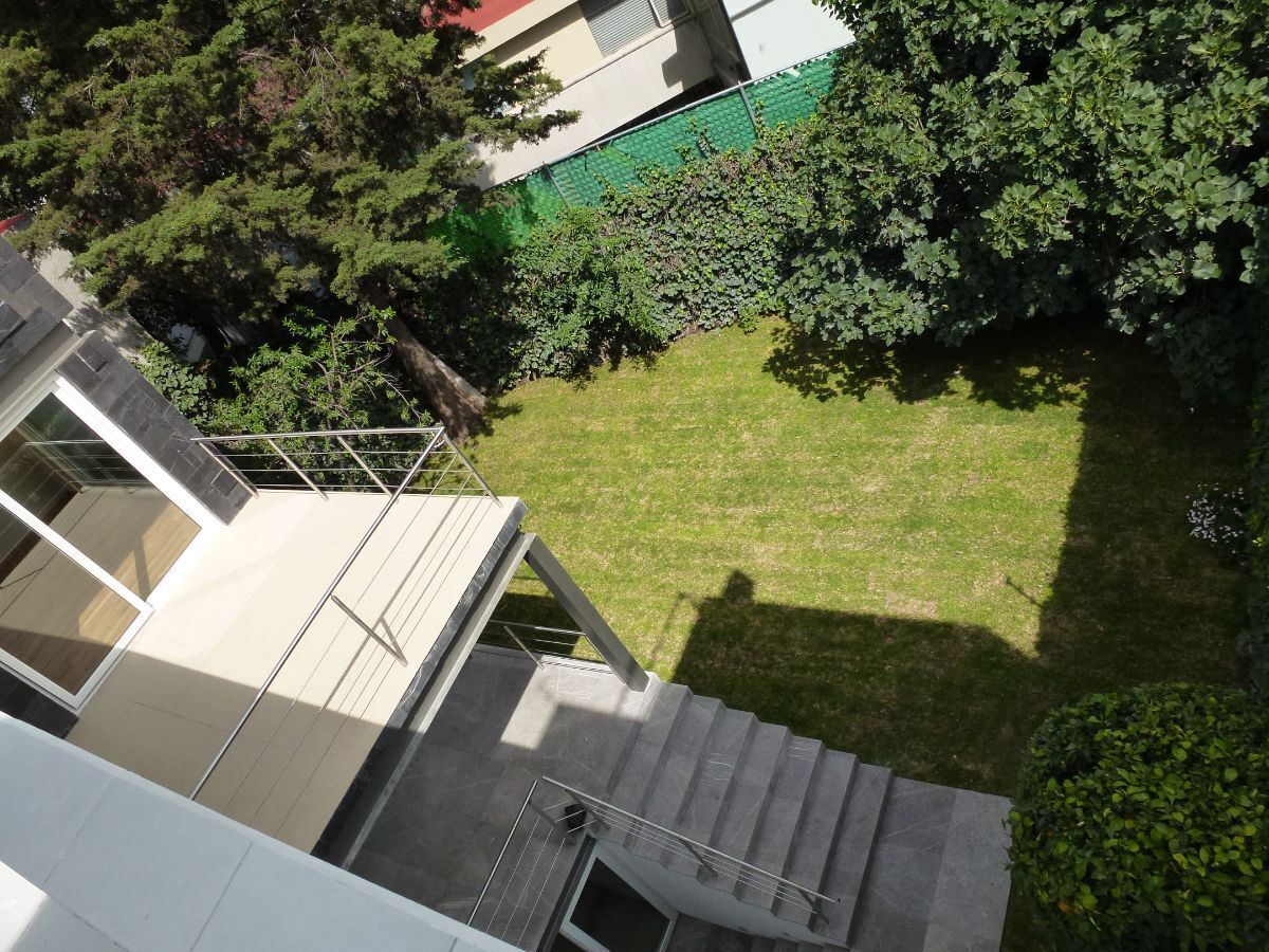 3 of 24: Jardin 100 mts 2 aprox