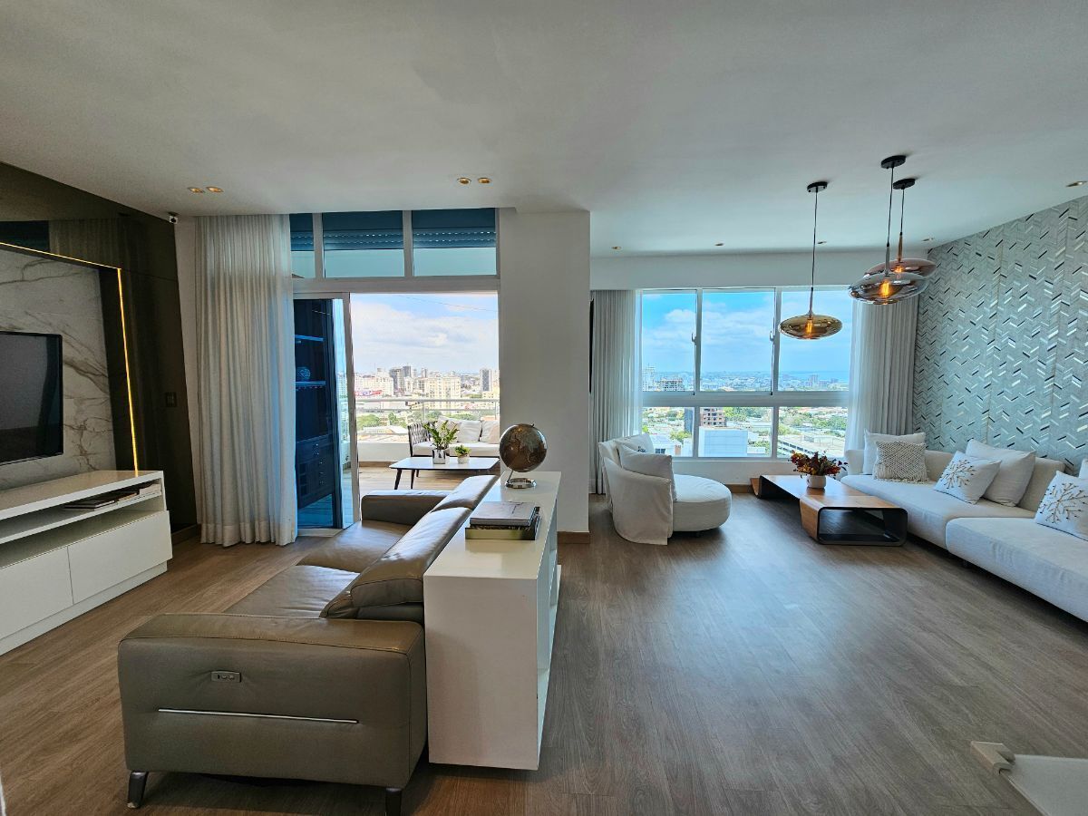 4 de 33: Doble sala