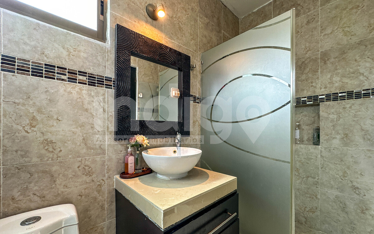 30 de 48: Baño Recámara Principal