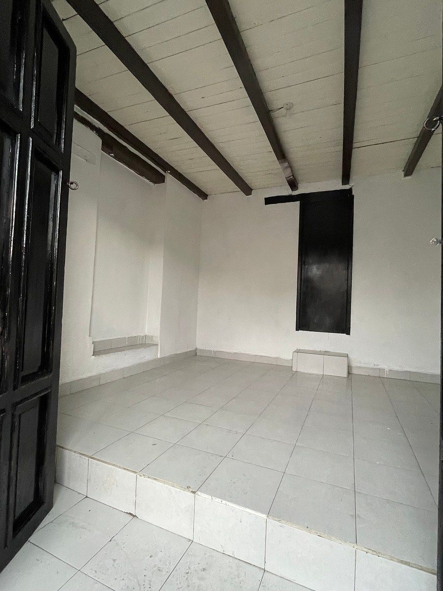 LOCAL PARA ALUGAR EM LA MERCED, foto 1 de 3