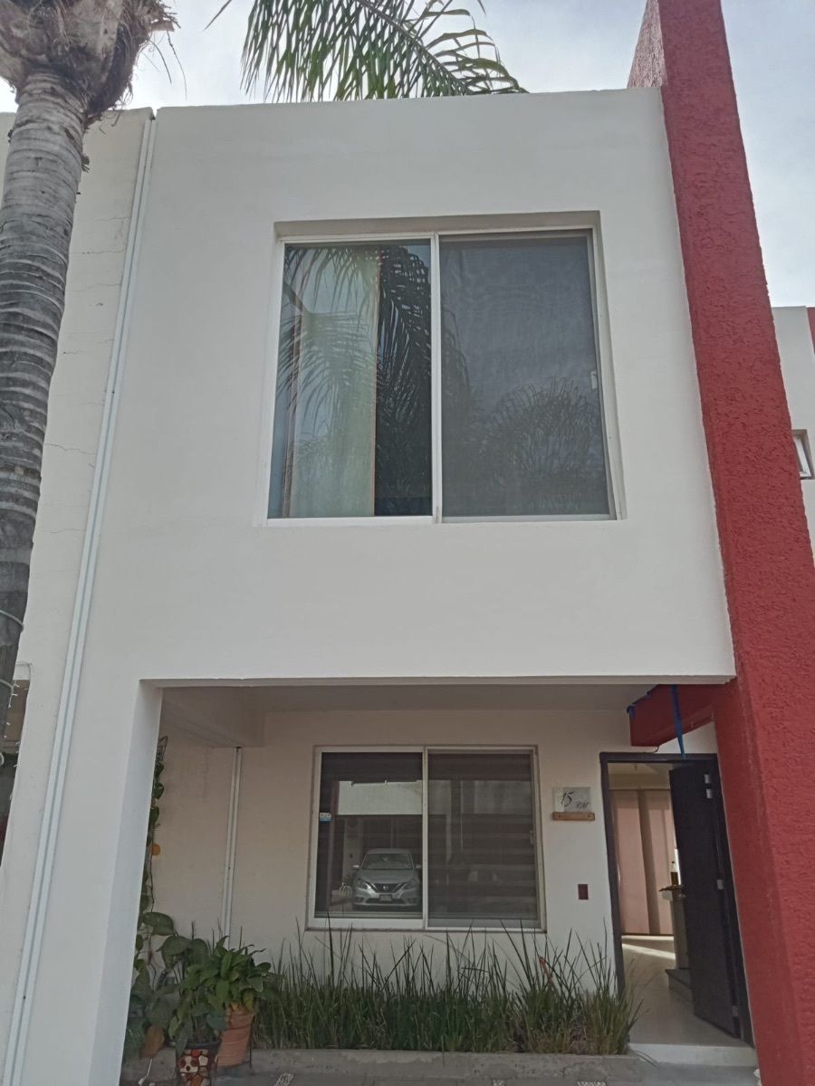 CASA PARA ALUGAR EM CASA MAGNA PUERTA REAL, ÁREA COM GRANDE PÁTIO, foto 1 de 20