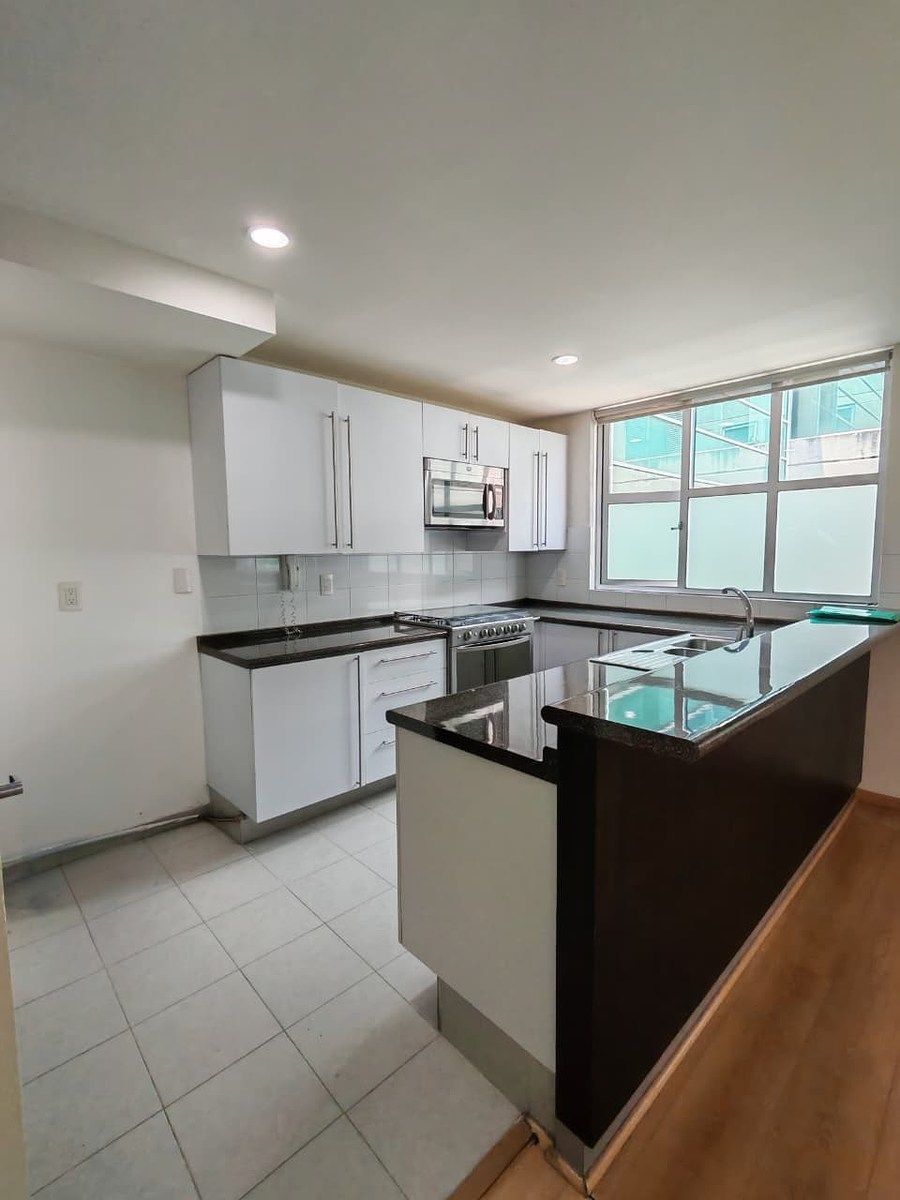 Aluguel de apartamento na 6ª seção de Lomas Verdes, foto 1 de 11