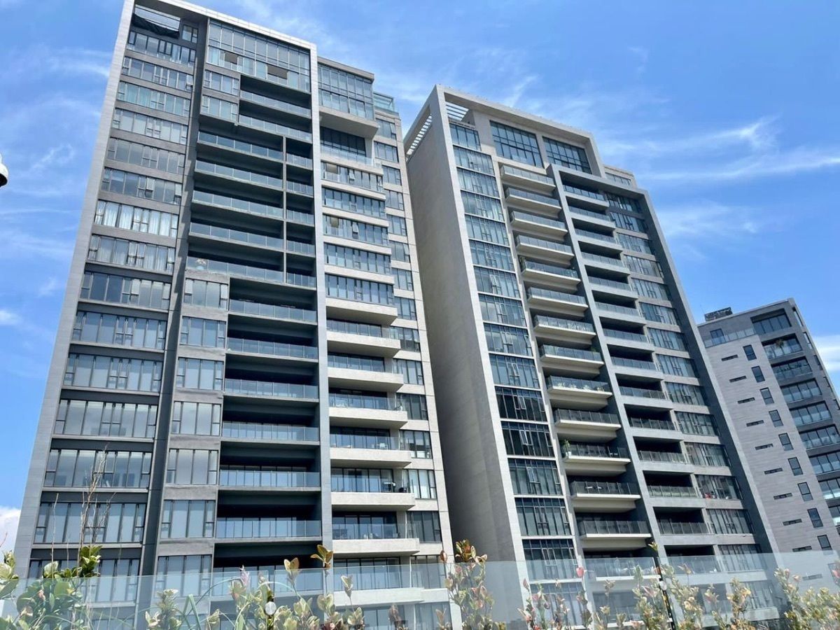 27 of 36: BeGrand Park Bosques