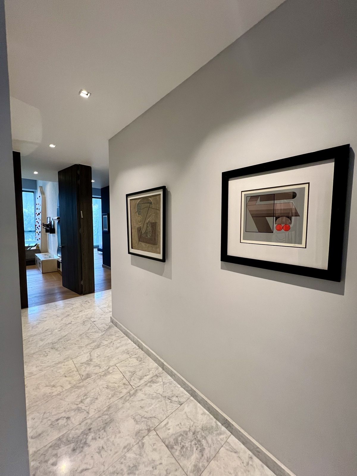 14 of 36: Pasillo a recámaras