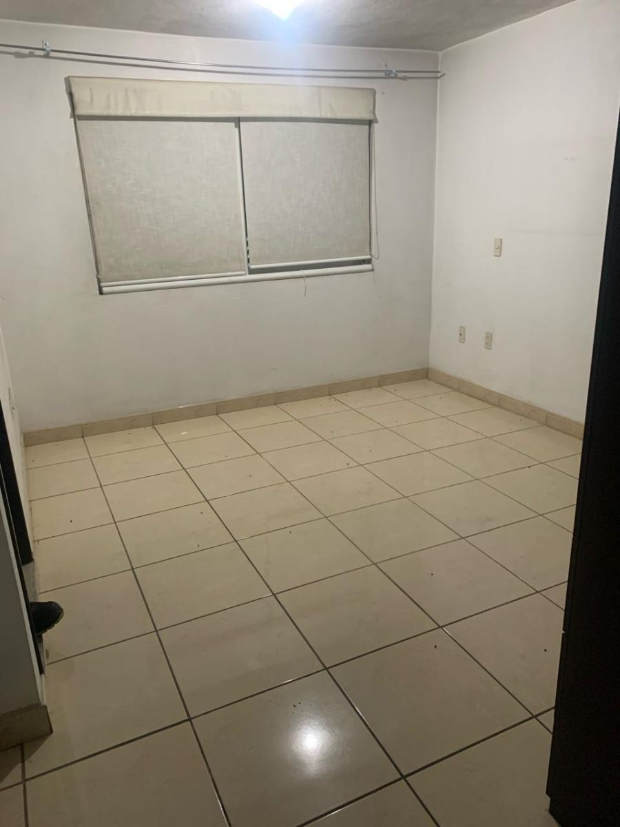 3 de 8