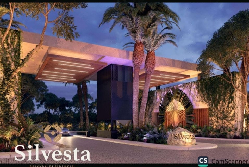 Casa en Venta 2 plantas, con alberca, privada con amenidades, norte de Mérida