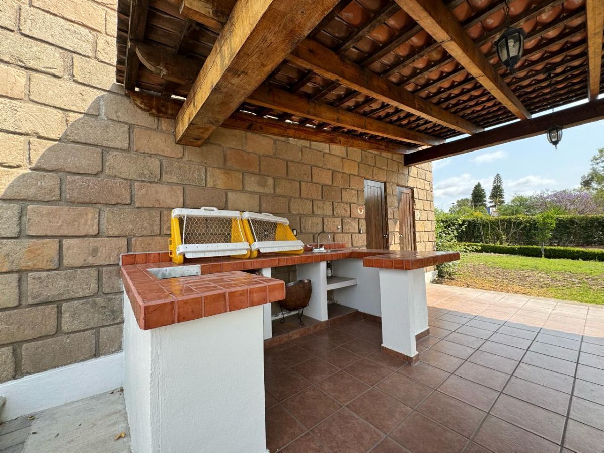 Palapa con asador